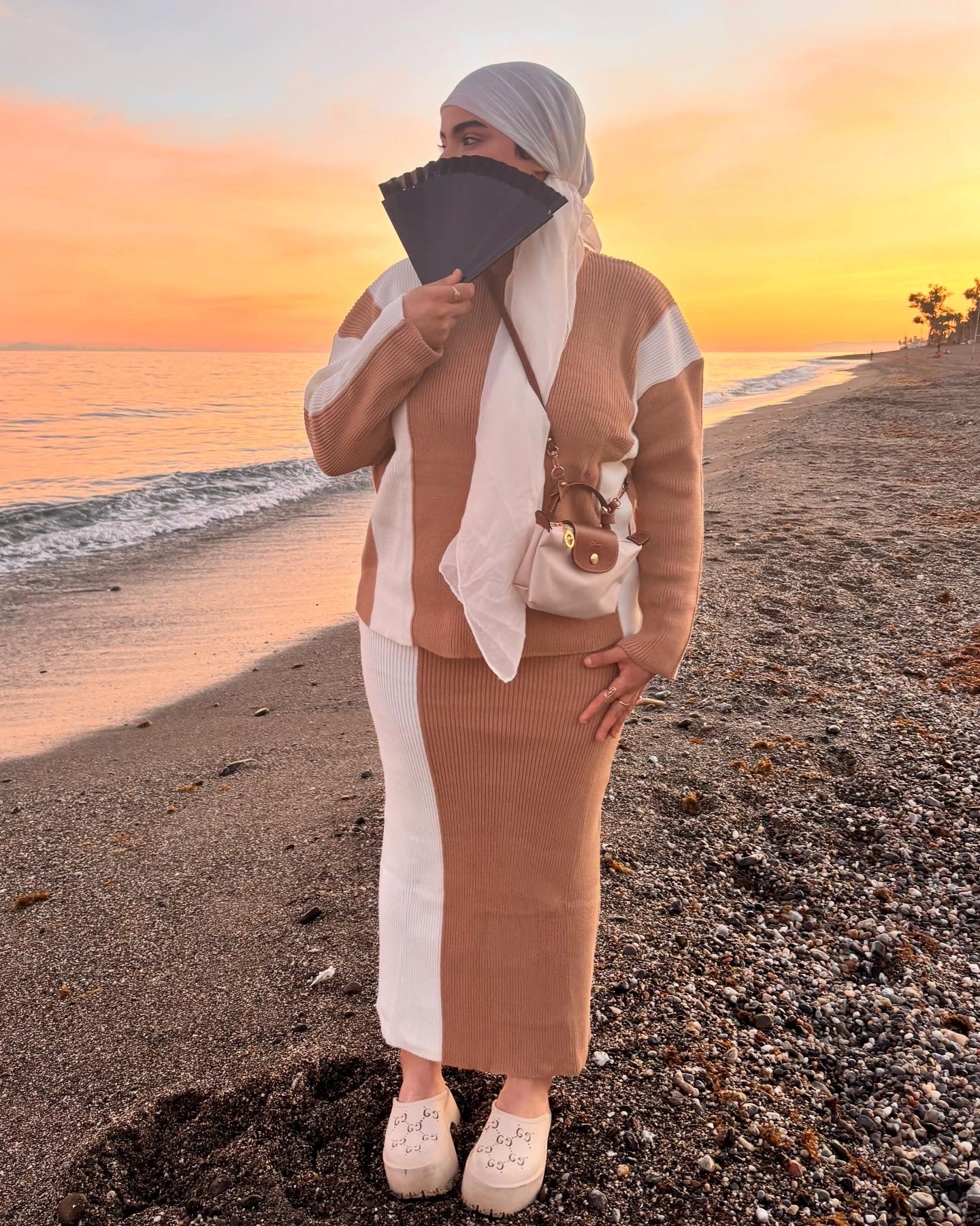Conjunto Camel y Blanco